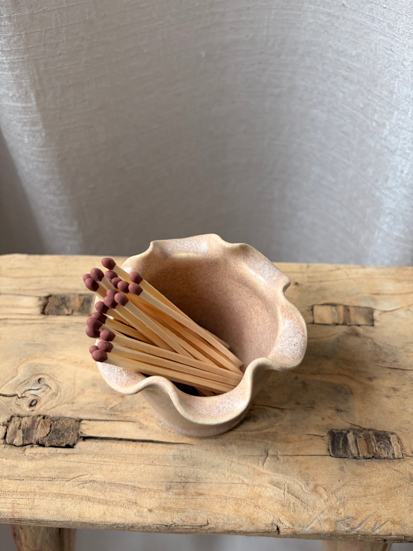 Frilly Matchstick Pot