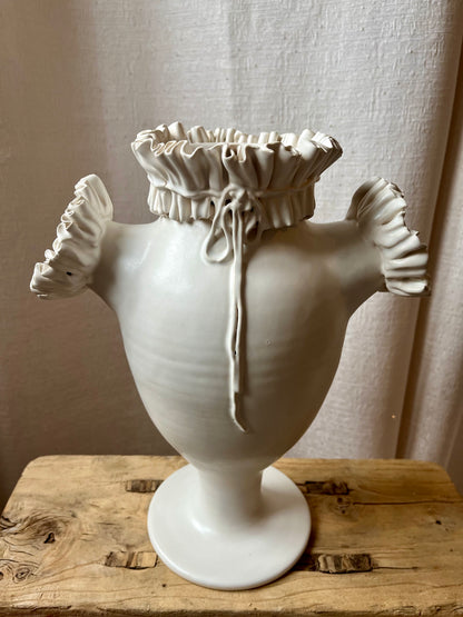 Ruffle Collar Tulipiere