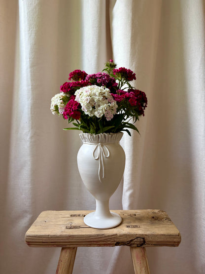 Ruffle Collar Pedestal Vase