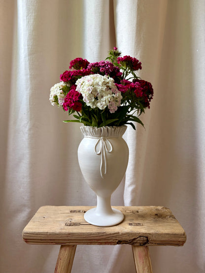 Ruffle Collar Pedestal Vase