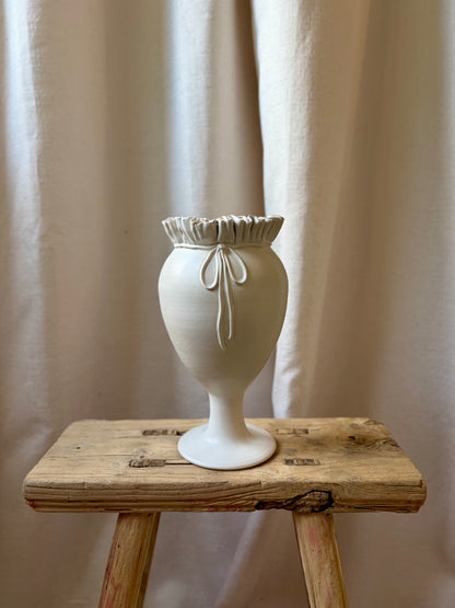 Ruffle Collar Pedestal Vase