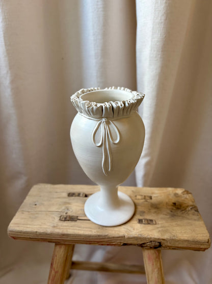 Ruffle Collar Pedestal Vase