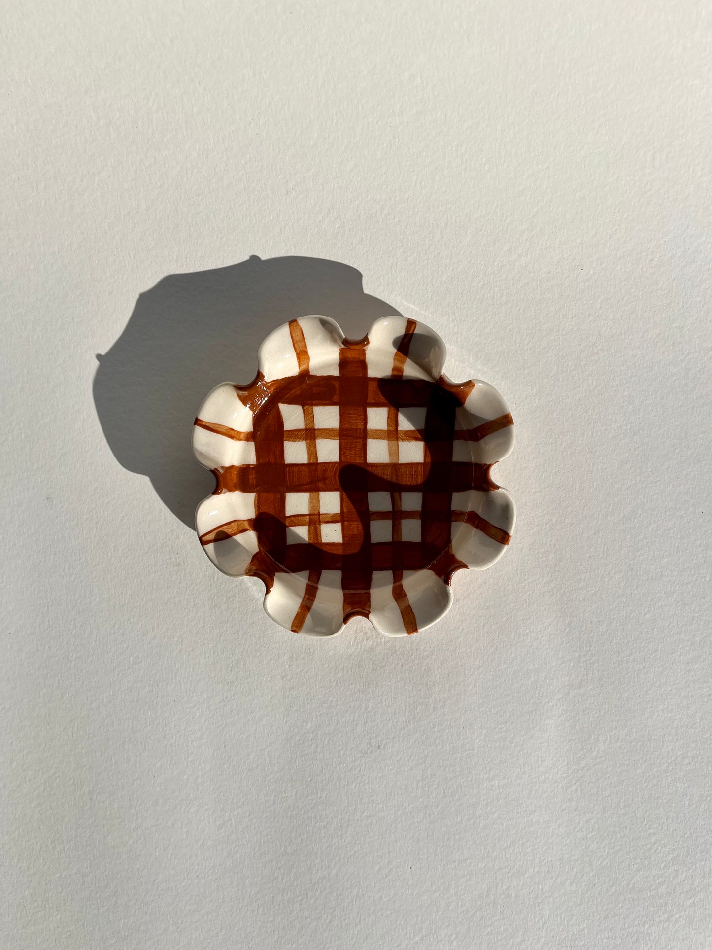 Frilly Plant Pot and Saucer - Tartan, Chocolate