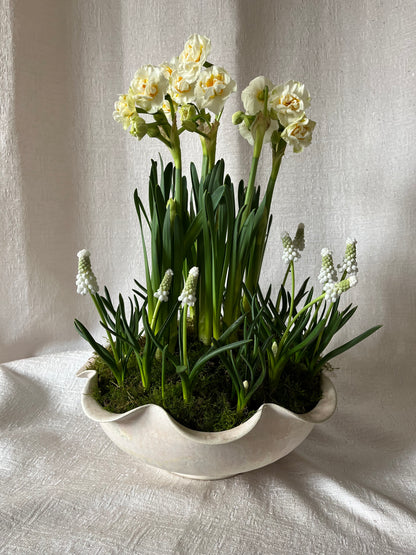 Large Frilly Bowl - Pearl