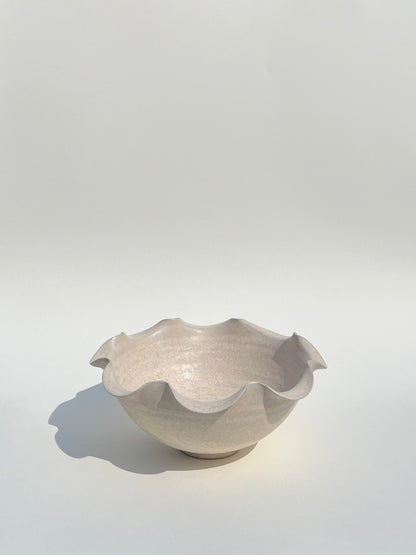 Midi Frilly Bowl - Pearl